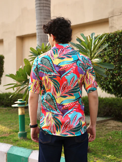 Men’s Neon Jungle Abstract Tropical Print Cuban Collar Shirt – Short Sleeve Button Down Lightweight Relaxed Fit Summer Beach Festival Resort Wear