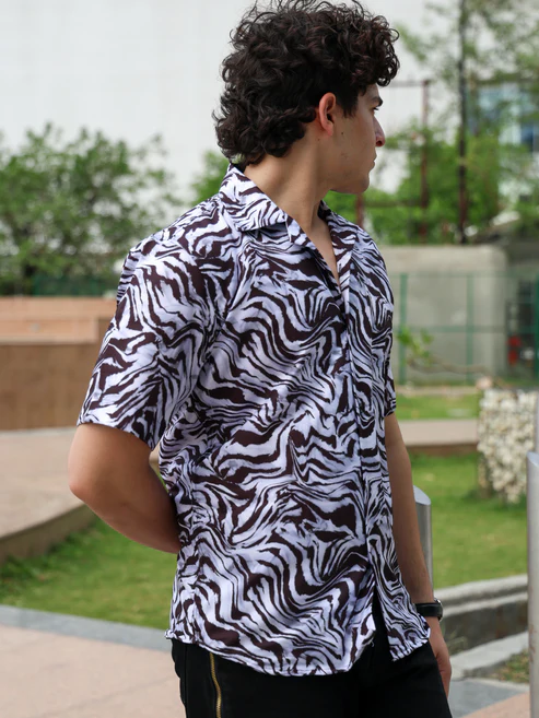 Men’s Abstract Zebra Print Cuban Collar Shirt – Warped Animal Stripe Short Sleeve Button Down Monochrome Relaxed Fit Summer Camp Urban Streetwear Shirt